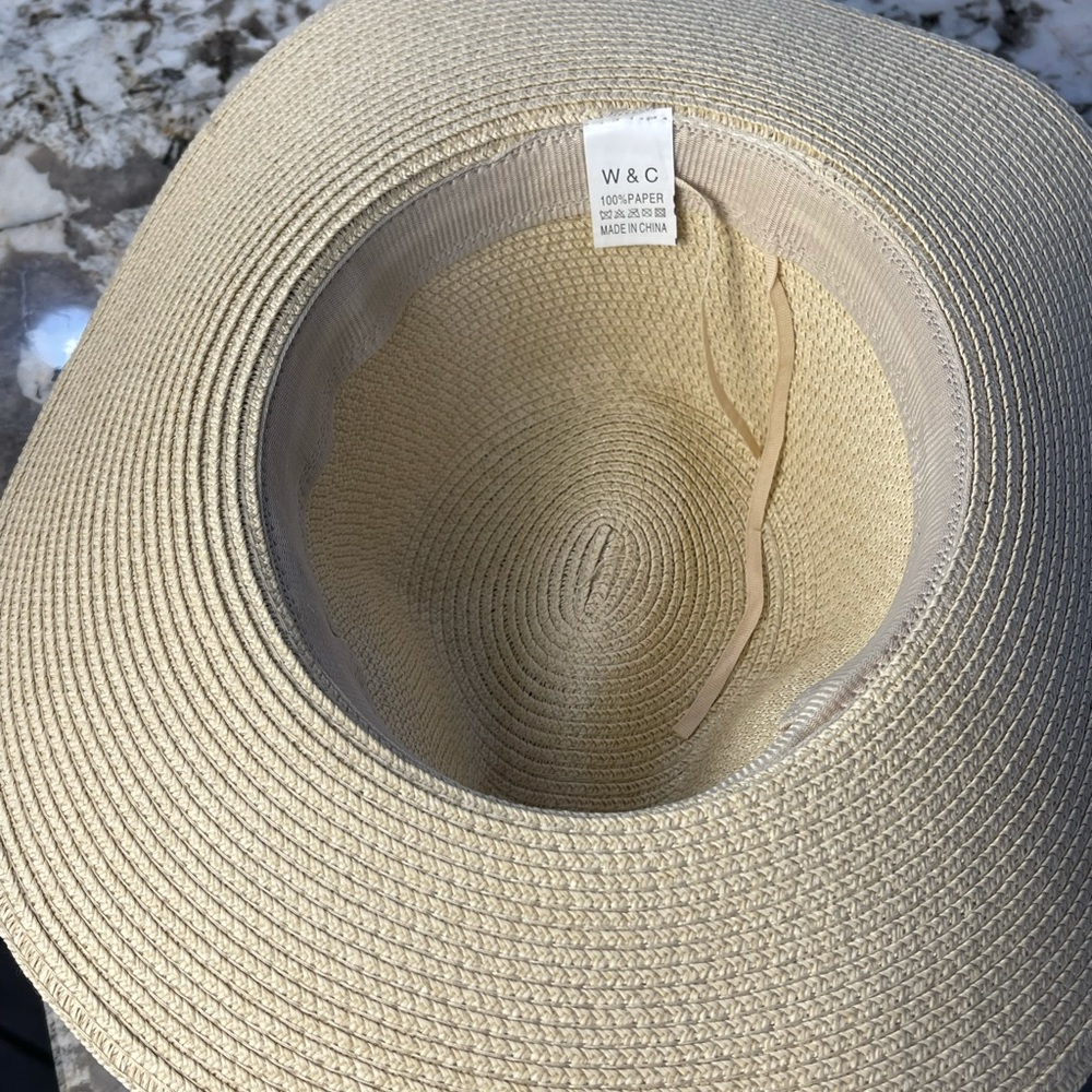 Creme Fedora - Brand New - Hat - Picture 2 of 5